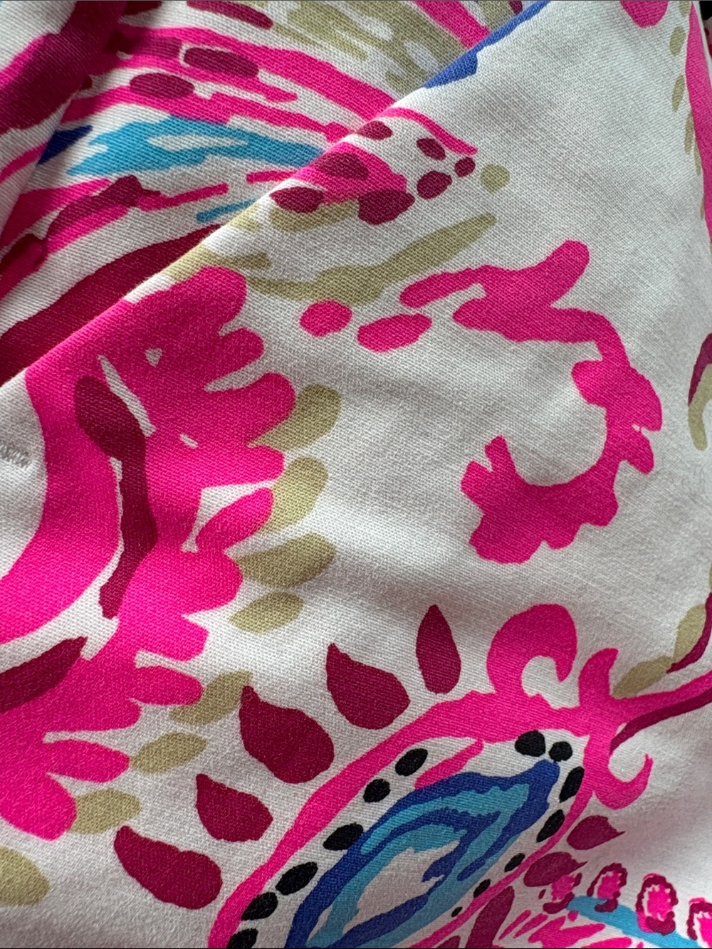 Lilly Pulitzer White Shorts with Pink & Blue Paisley Print - Picture 6 of 6